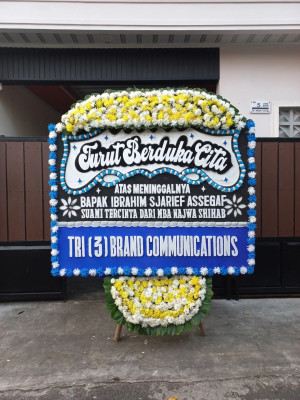 Papan Bunga Duka di Medan Barat
